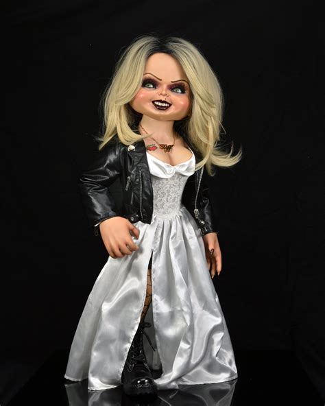 bride of chucky tiffany life-size replica by neca reviews